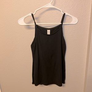 Lululemon: ivivva tank